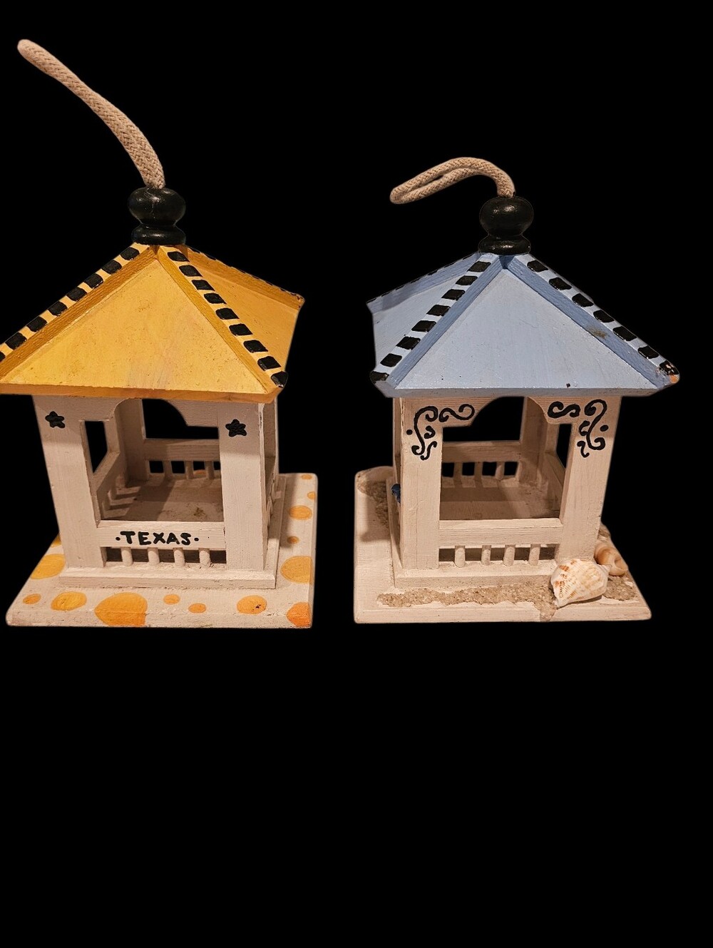 Decorative Birdhouse Beach Hut Ornaments - Yellow & Blue